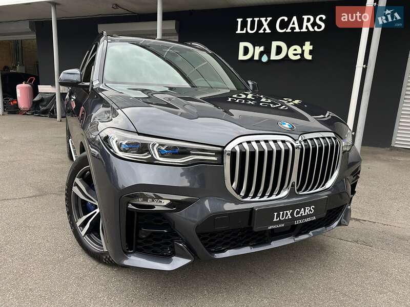 Внедорожник / Кроссовер BMW X7 2020 в Киеве