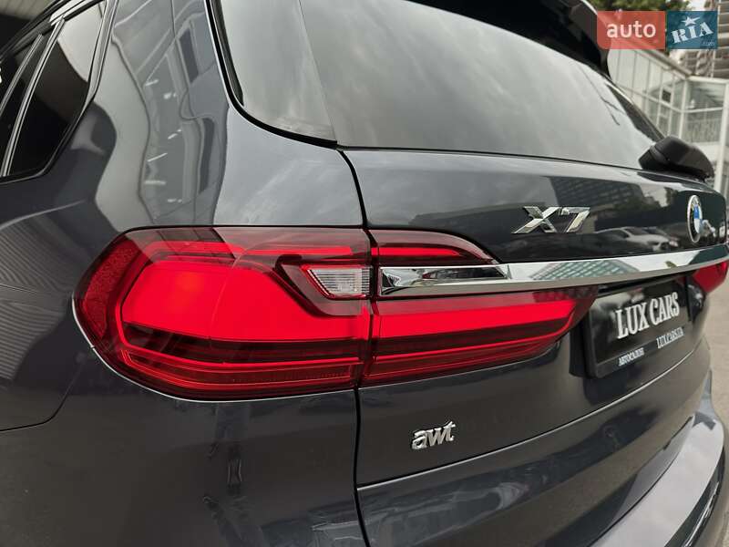 Внедорожник / Кроссовер BMW X7 2020 в Киеве
