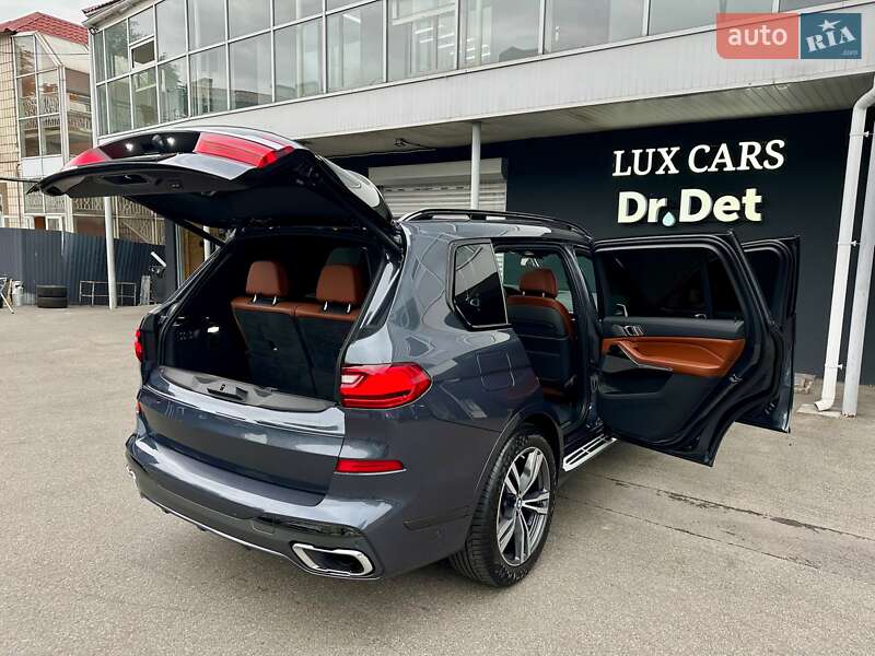 Внедорожник / Кроссовер BMW X7 2020 в Киеве