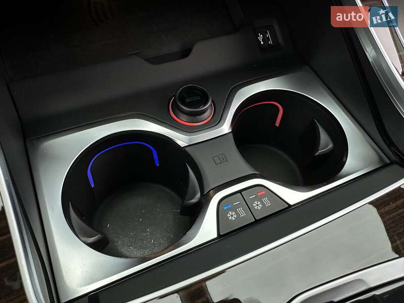 Внедорожник / Кроссовер BMW X7 2020 в Киеве