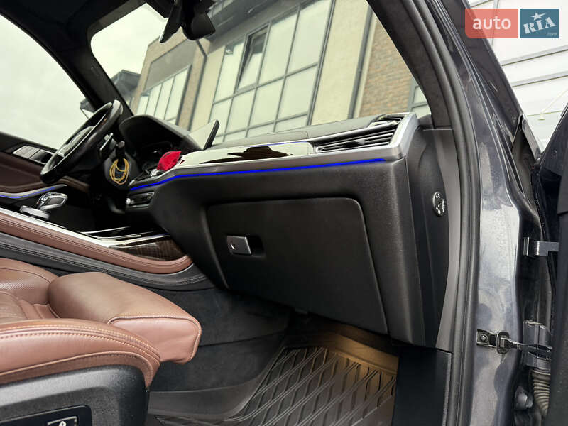 Внедорожник / Кроссовер BMW X7 2019 в Тернополе