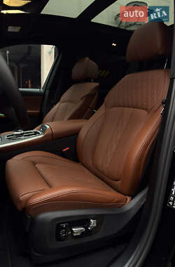 Внедорожник / Кроссовер BMW X7 2025 в 