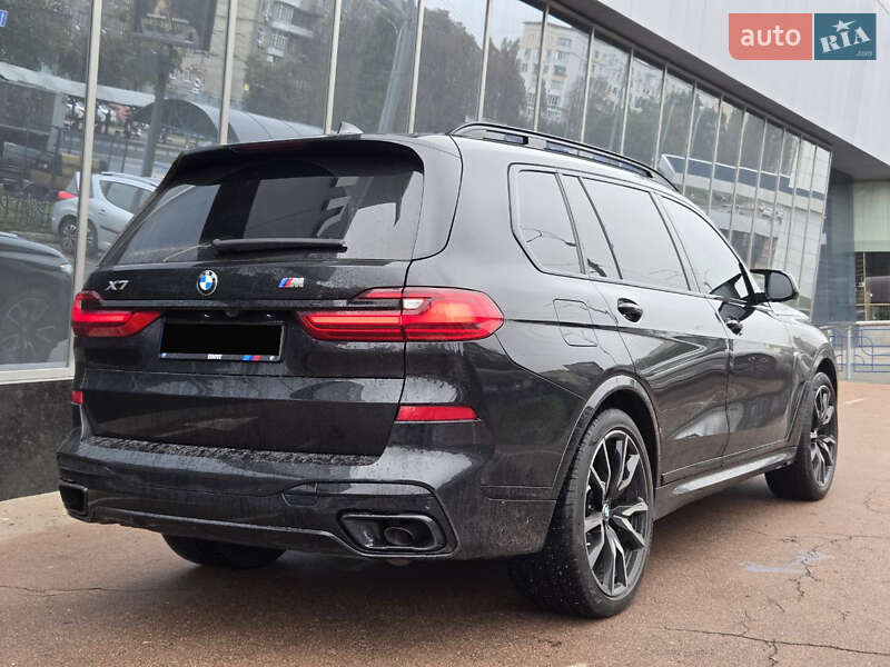 Внедорожник / Кроссовер BMW X7 2022 в Киеве