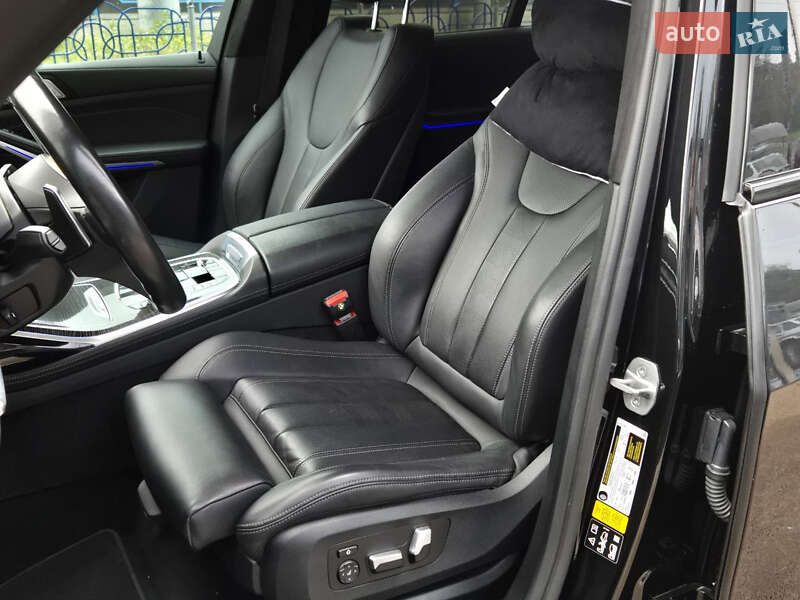 Внедорожник / Кроссовер BMW X7 2022 в Киеве