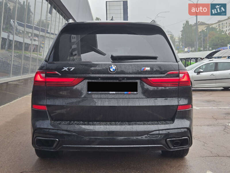 Внедорожник / Кроссовер BMW X7 2022 в Киеве