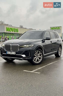 Позашляховик / Кросовер BMW X7 2021 в Києві