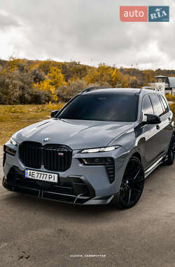 Позашляховик / Кросовер BMW X7 2023 в Дніпрі