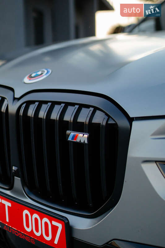 Внедорожник / Кроссовер BMW X7 2023 в Мукачево