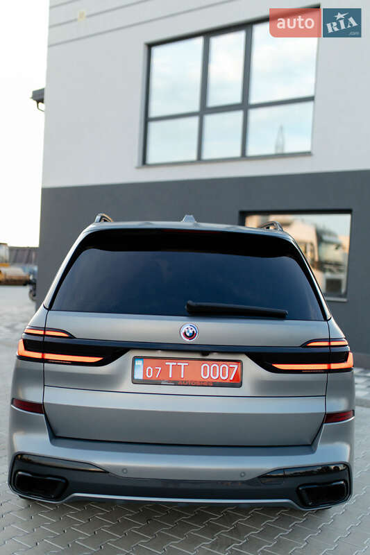 Внедорожник / Кроссовер BMW X7 2023 в Мукачево