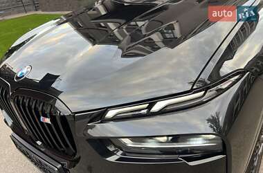Внедорожник / Кроссовер BMW X7 2023 в 