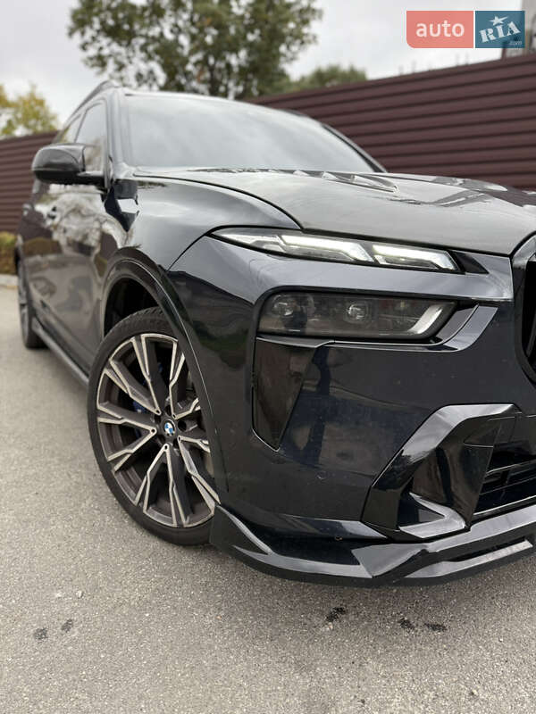 Внедорожник / Кроссовер BMW X7 2022 в Киеве