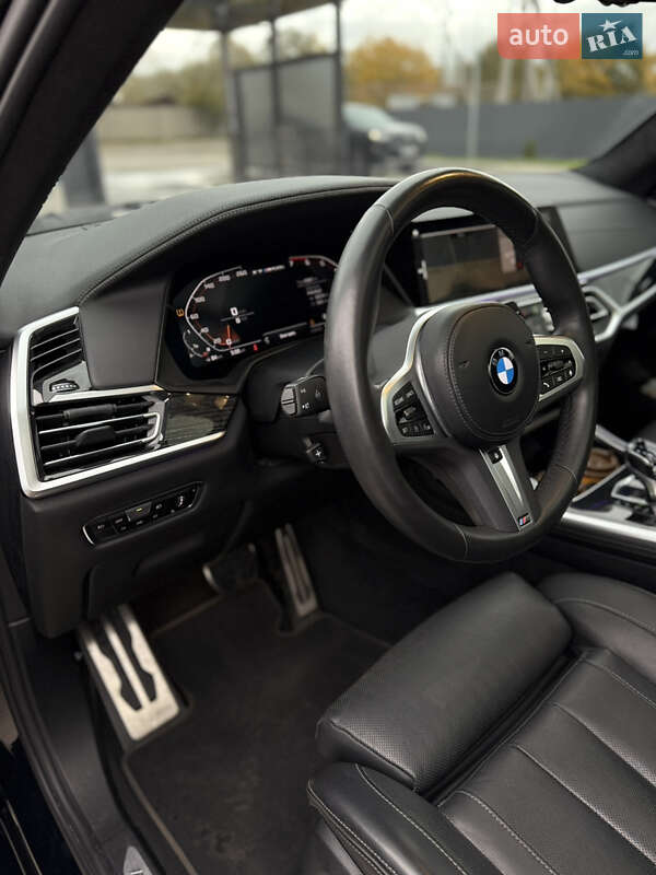 Внедорожник / Кроссовер BMW X7 2022 в Киеве