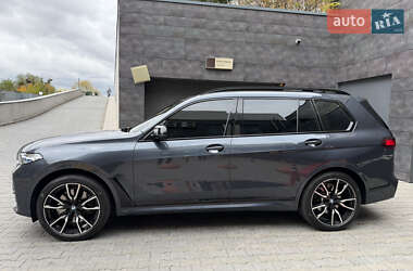 Внедорожник / Кроссовер BMW X7 2022 в 