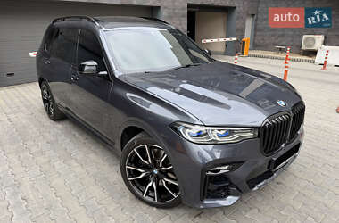 Внедорожник / Кроссовер BMW X7 2022 в 