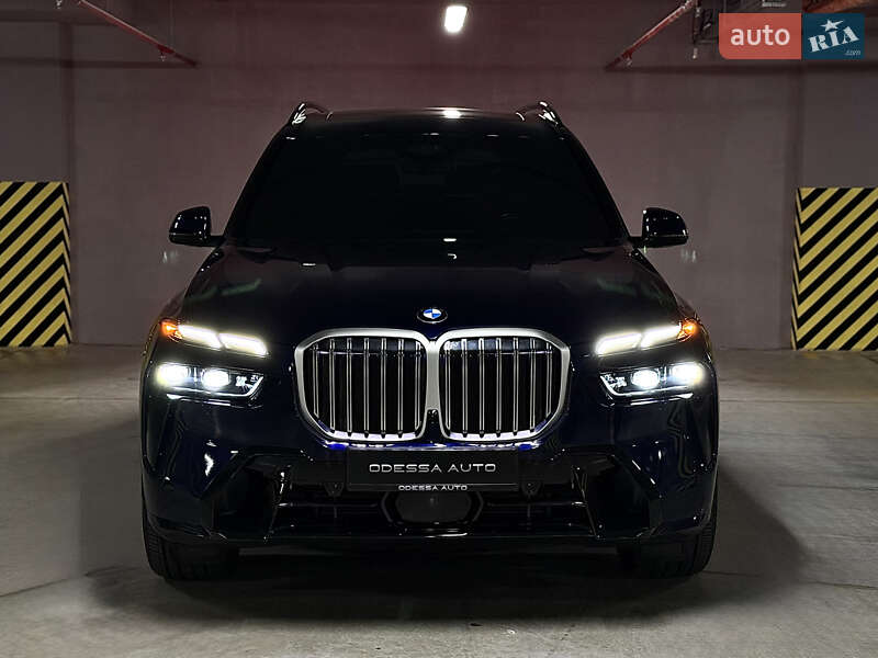 Внедорожник / Кроссовер BMW X7 2023 в Одессе