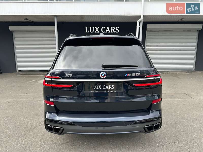 Внедорожник / Кроссовер BMW X7 2022 в Киеве