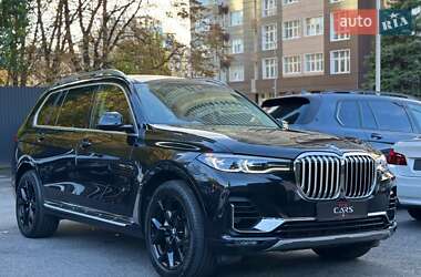 Внедорожник / Кроссовер BMW X7 2020 в 