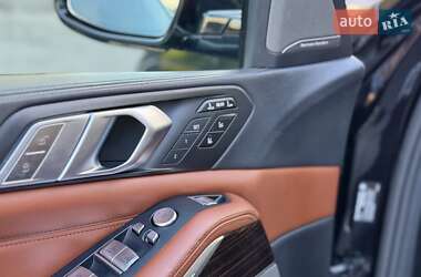 Внедорожник / Кроссовер BMW X7 2020 в 