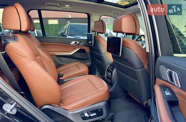 Внедорожник / Кроссовер BMW X7 2020 в 