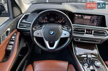 Внедорожник / Кроссовер BMW X7 2020 в 
