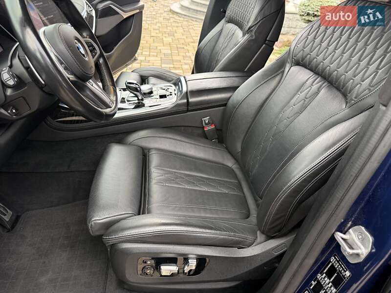 Внедорожник / Кроссовер BMW X7 2020 в Киеве