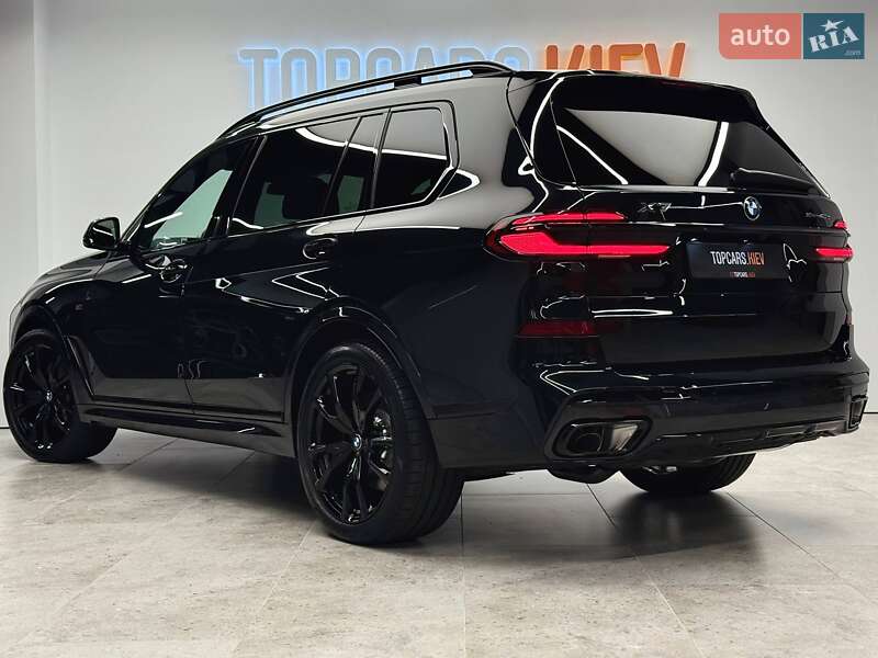 Внедорожник / Кроссовер BMW X7 2025 в Киеве