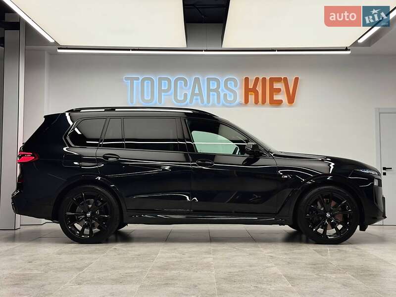 Внедорожник / Кроссовер BMW X7 2025 в Киеве