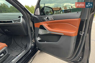 Внедорожник / Кроссовер BMW X7 2020 в 