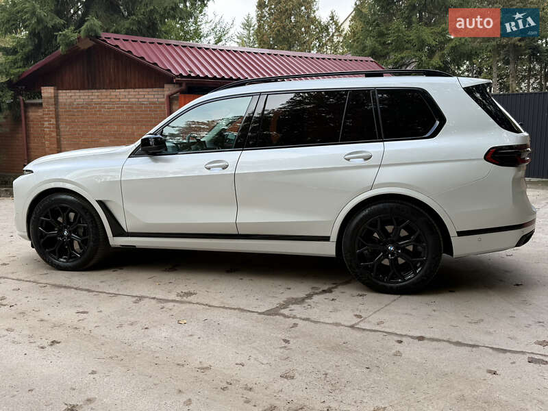 Внедорожник / Кроссовер BMW X7 2023 в Львове