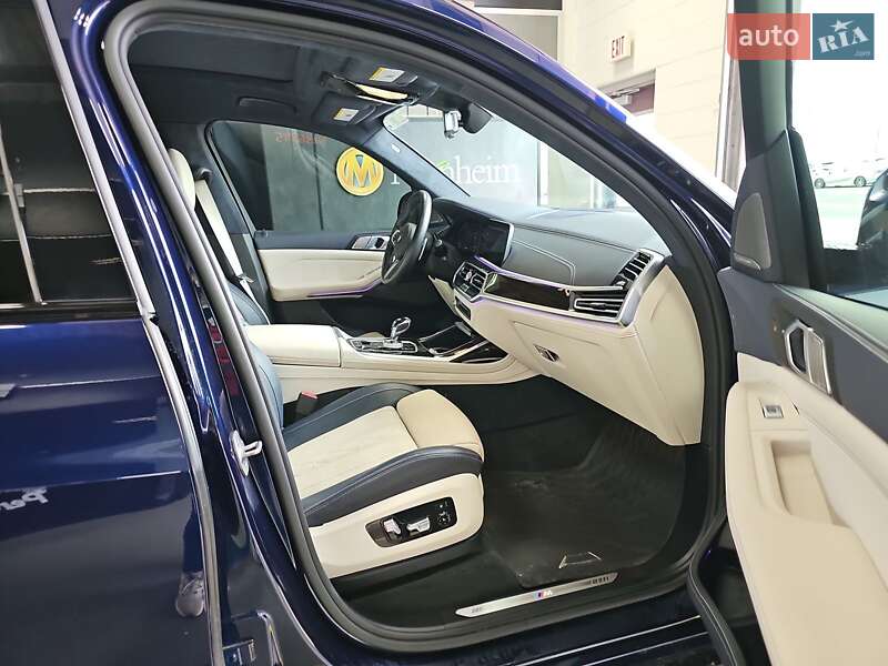 Позашляховик / Кросовер BMW X7 2021 в Києві