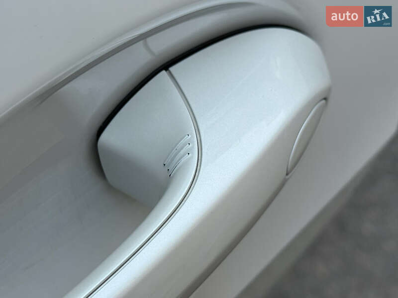 Внедорожник / Кроссовер BMW X7 2020 в Киеве фото 41 Внедорожник / Кроссовер BMW X7 2020 в Киеве