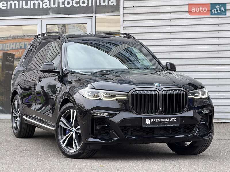 BMW X7 2021