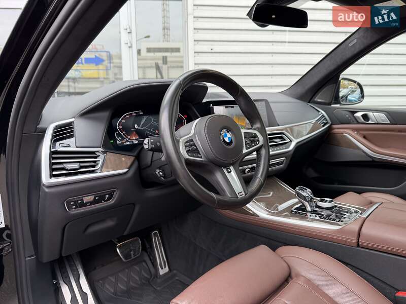 Внедорожник / Кроссовер BMW X7 2021 в Киеве