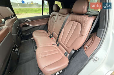 Внедорожник / Кроссовер BMW X7 2020 в 