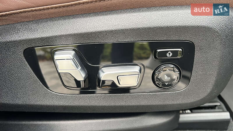 Внедорожник / Кроссовер BMW X7 2021 в Виннице