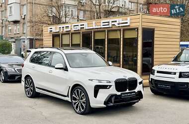 Внедорожник / Кроссовер BMW X7 2024 в 