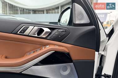 Внедорожник / Кроссовер BMW X7 2024 в 