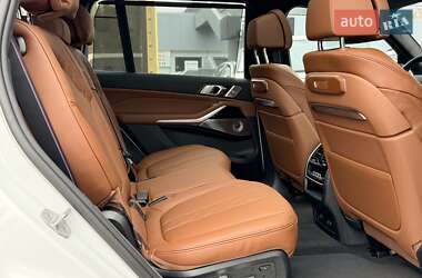 Внедорожник / Кроссовер BMW X7 2024 в 
