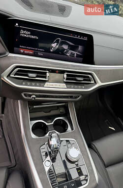 Внедорожник / Кроссовер BMW X7 2019 в 