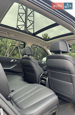 Внедорожник / Кроссовер BMW X7 2019 в 