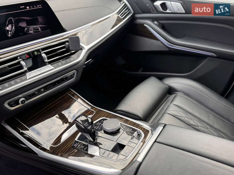 Позашляховик / Кросовер BMW X7 2020 в Львові