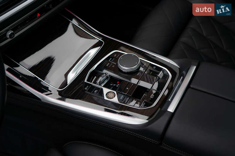 Внедорожник / Кроссовер BMW X7 2023 в Киеве фото 26 Внедорожник / Кроссовер BMW X7 2023 в Киеве
