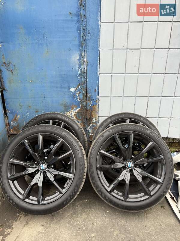 Внедорожник / Кроссовер BMW X7 2020 в Киеве