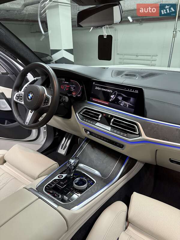 Внедорожник / Кроссовер BMW X7 2020 в Киеве