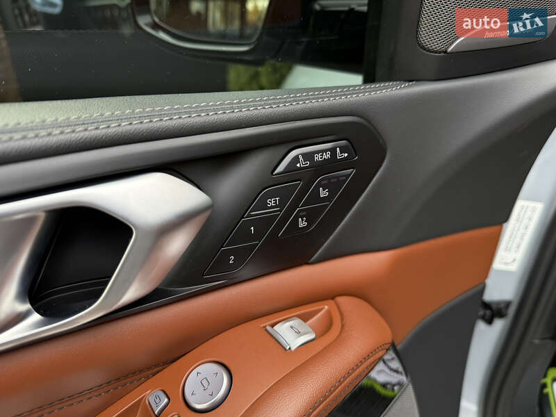 Позашляховик / Кросовер BMW X7 2022 в Києві