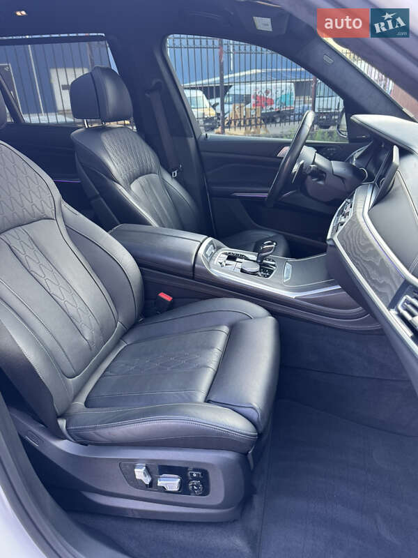 Внедорожник / Кроссовер BMW X7 2019 в Киеве фото 37 Внедорожник / Кроссовер BMW X7 2019 в Киеве