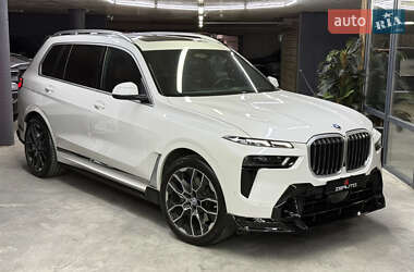 Внедорожник / Кроссовер BMW X7 2023 в  Внедорожник / Кроссовер BMW X7 2023 в