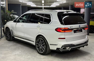 Внедорожник / Кроссовер BMW X7 2023 в  фото 10 Внедорожник / Кроссовер BMW X7 2023 в