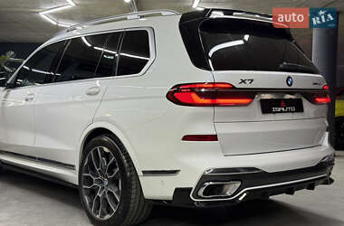 Внедорожник / Кроссовер BMW X7 2023 в  фото 13 Внедорожник / Кроссовер BMW X7 2023 в