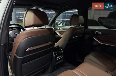 Внедорожник / Кроссовер BMW X7 2023 в  фото 23 Внедорожник / Кроссовер BMW X7 2023 в